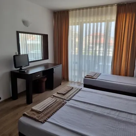 за гости мистрал Guest house *