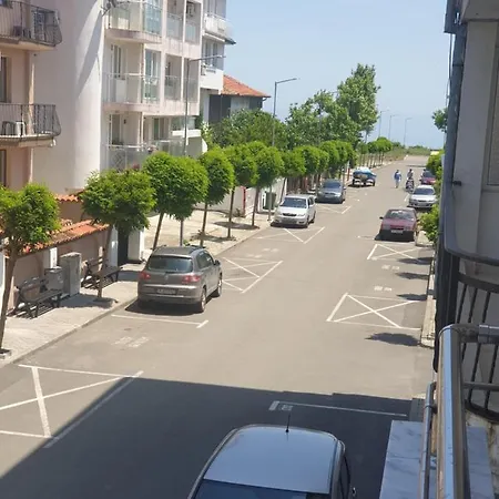 Guest house за гости мистрал *