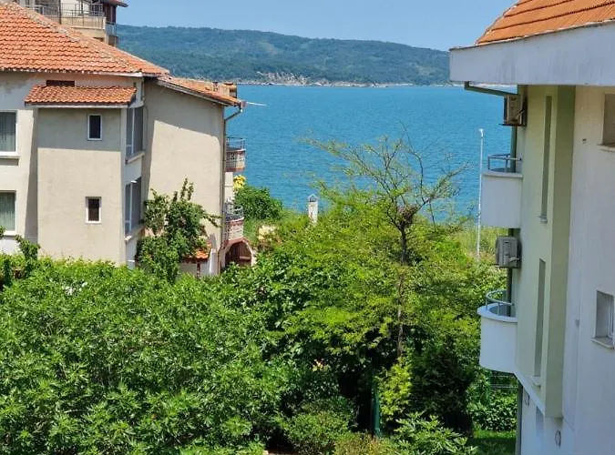 за гости мистрал Primorsko