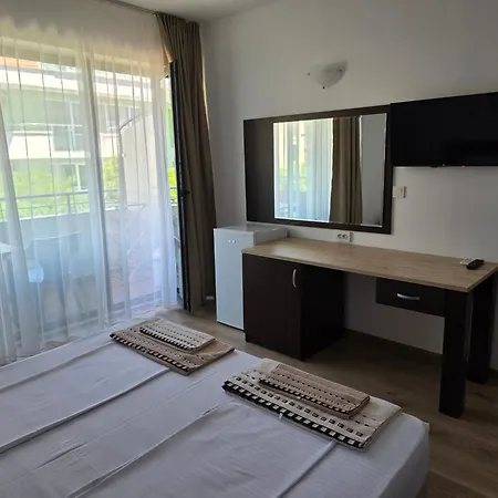 за гости мистрал Guest house